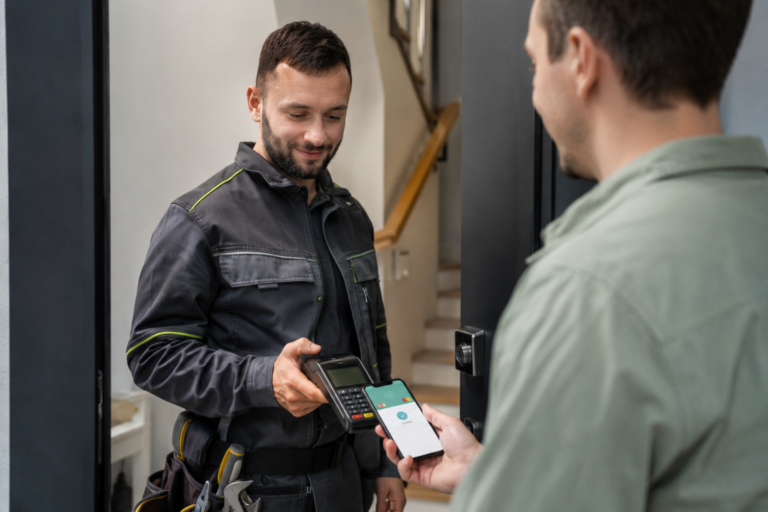 Как мастеру на выезде принимать оплату сразу после работы